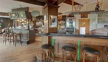 Szálloda Rhoen Park Aktiv Hausen