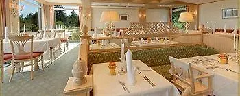 Rhoen Park Aktiv Szálloda