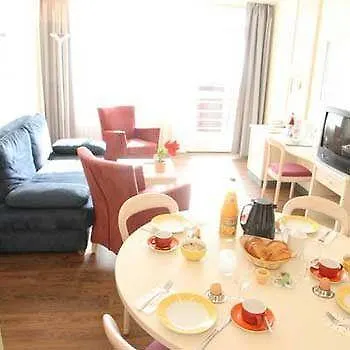 فندق Rhoen Park Aktiv Hausen